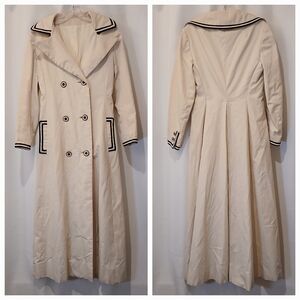 Vintage Count Romi Ivory/Khaki Trench Coat With Navy Details Size XS/S